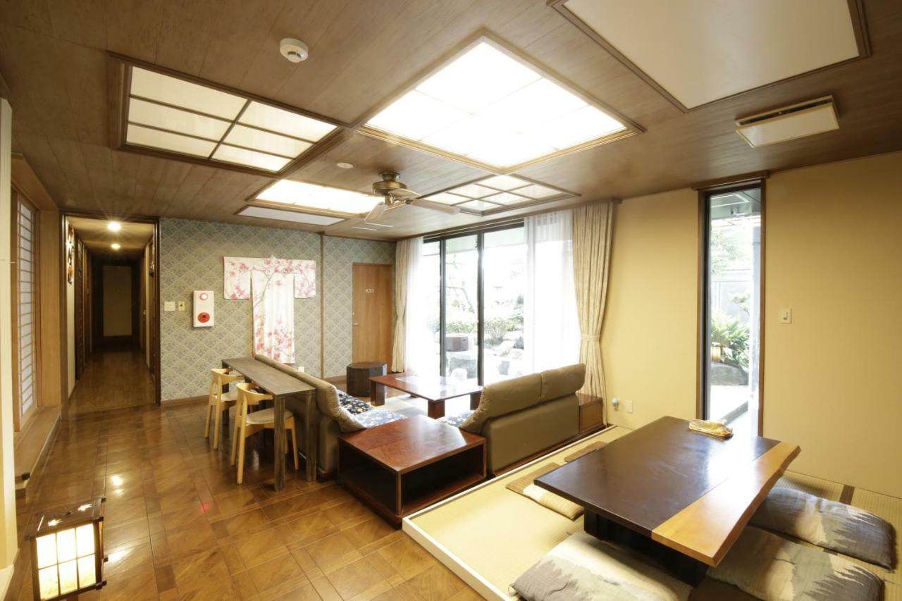 Guest House Hakozaki Garden Fukuoka  Buitenkant foto